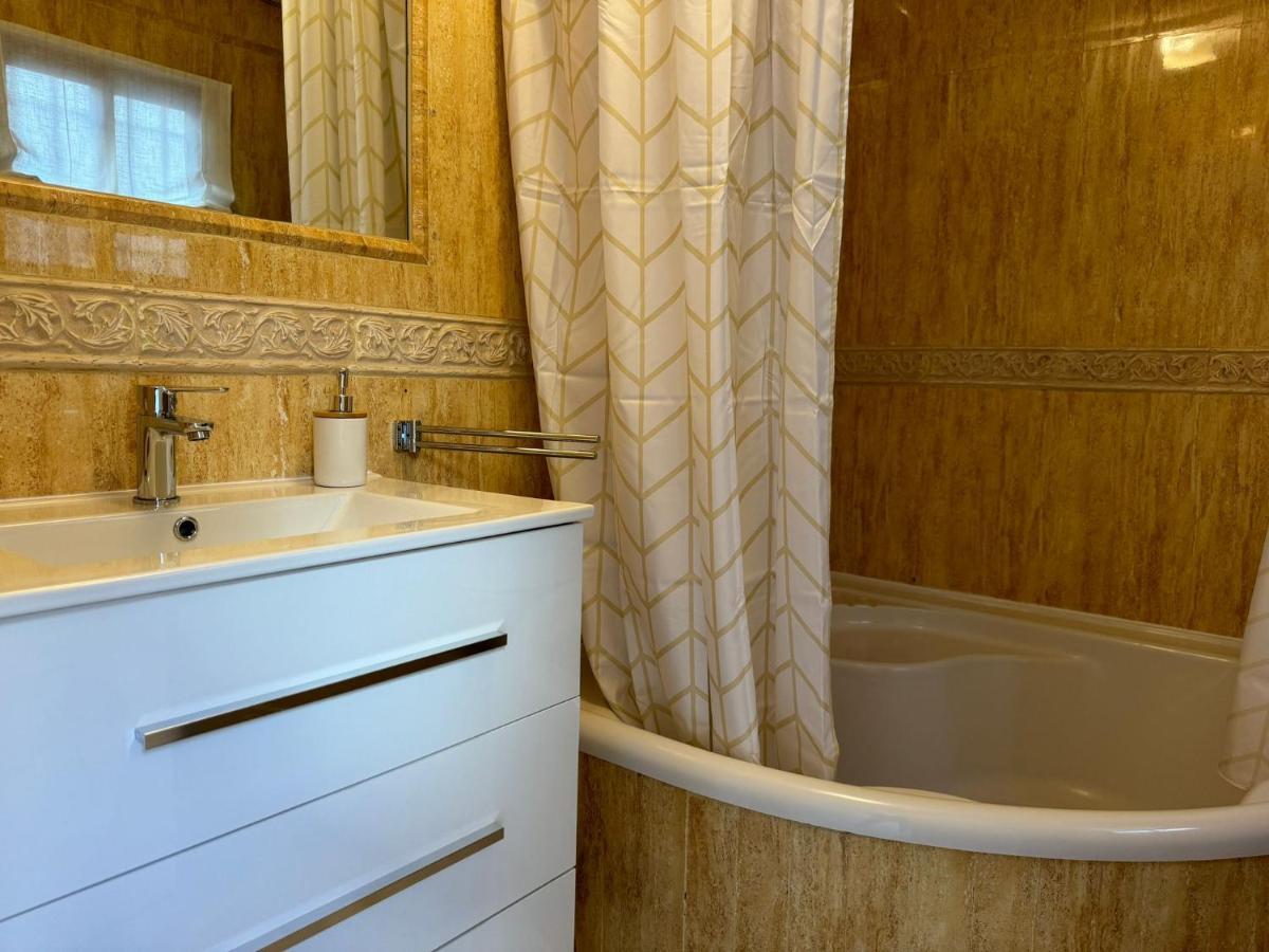 Apartamento Mundano Cordoba Luaran gambar