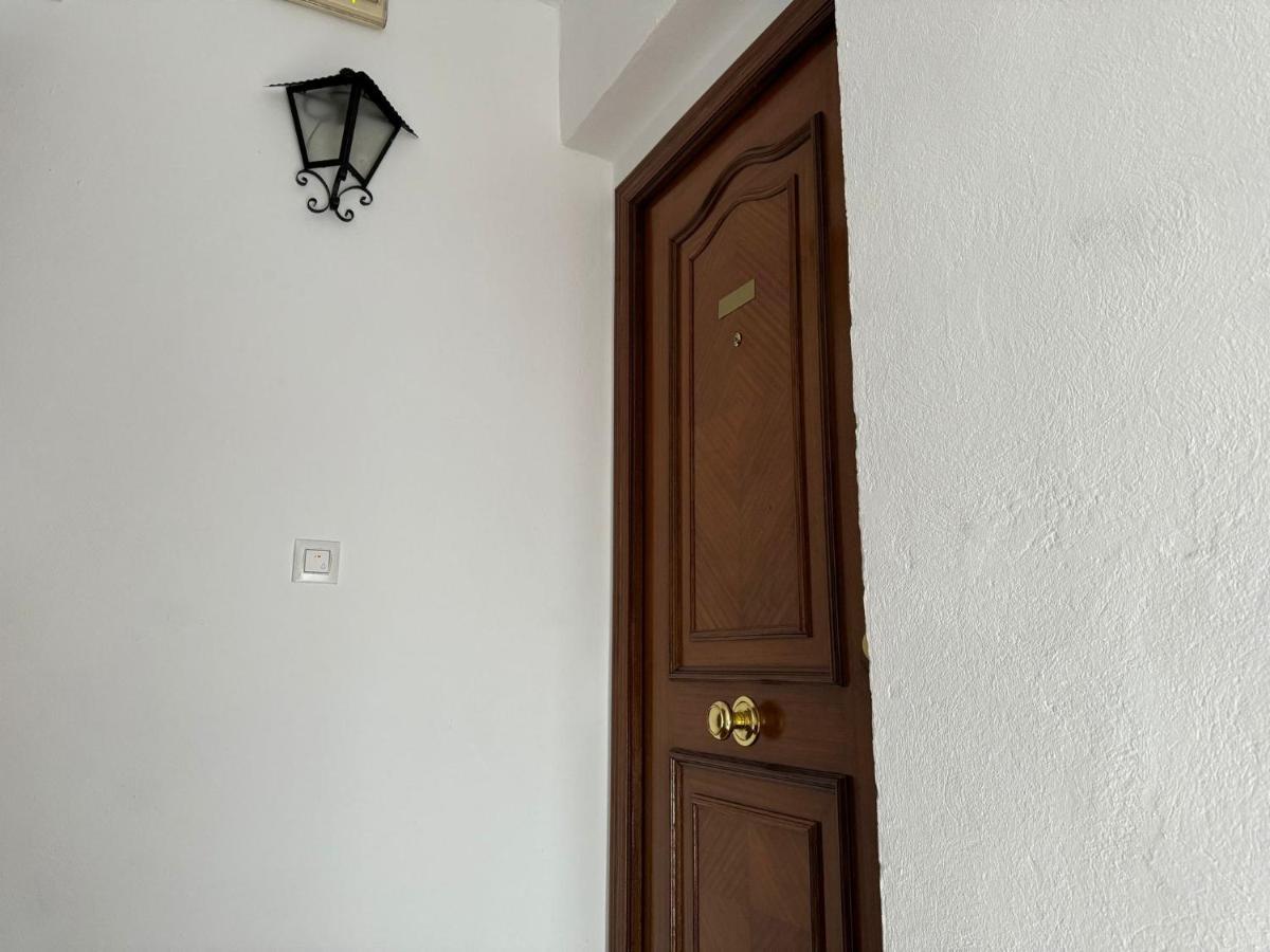 Apartamento Mundano Cordoba Luaran gambar